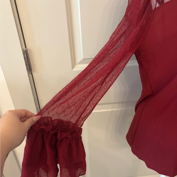 Red sexy romantic sheer sleeve flutter sleeve blouse size XL - Picture 5 of 12